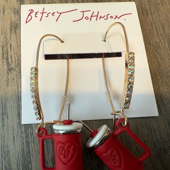 Betsey Johnson Red Tumbler Cup Leverback Rhinestone Earrings NWT Coffee Fun - Picture 5 of 5